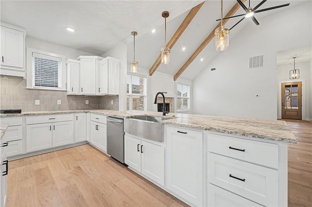 1341 Tiffany, Centerton, AR 72719