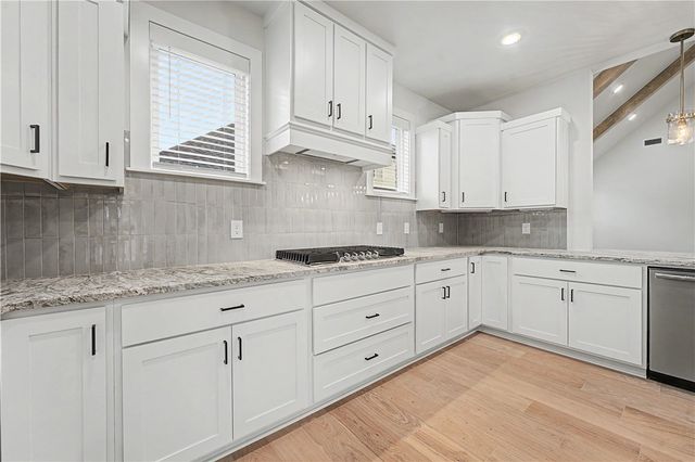 1341 Tiffany, Centerton, AR 72719