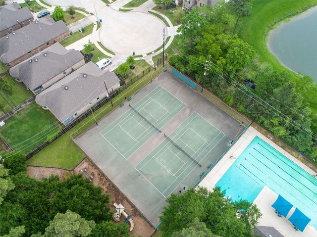 15726 Gettysburg Drive, Tomball, TX 77377