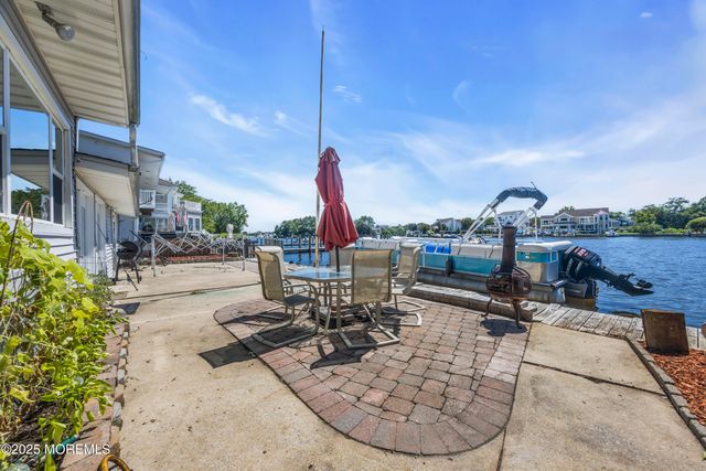 635 Oakwood Drive, Forked River, NJ 08731