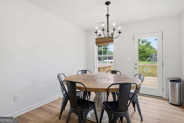 30 Kingston Pointe Drive, Kingston, GA 30145