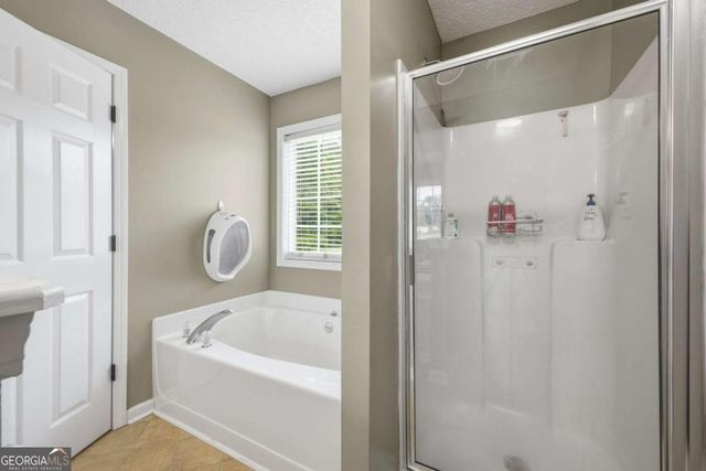 30 Kingston Pointe Drive, Kingston, GA 30145