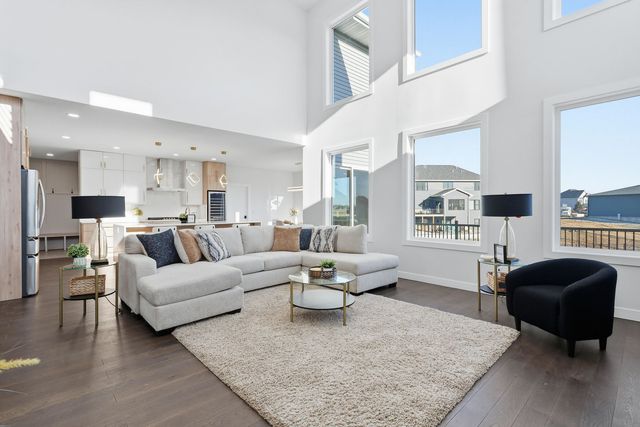 6589 Blackbird Lane, Bettendorf, IA 52722