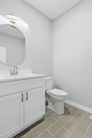 6589 Blackbird Lane, Bettendorf, IA 52722