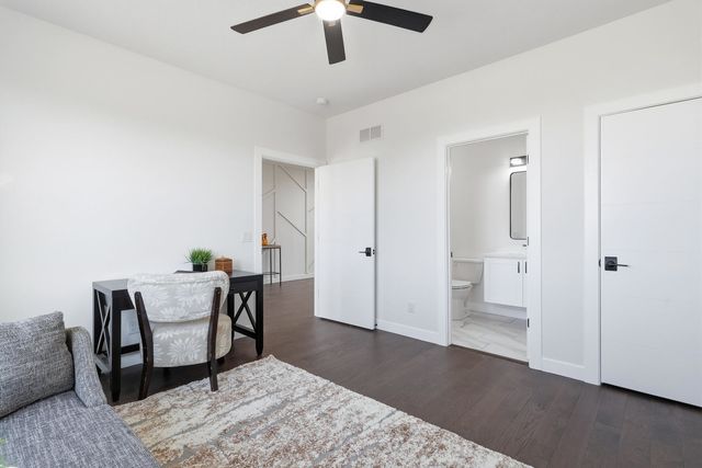 6589 Blackbird Lane, Bettendorf, IA 52722