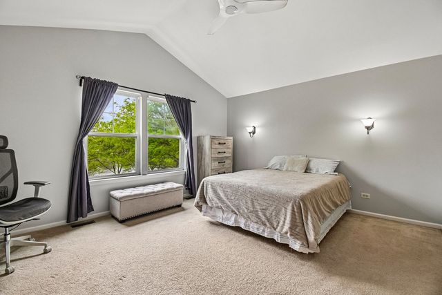 5507 Cambridge Way, Hanover Park, IL 60133