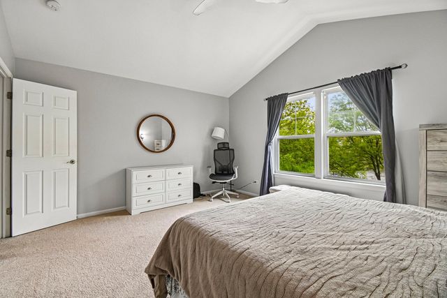 5507 Cambridge Way, Hanover Park, IL 60133