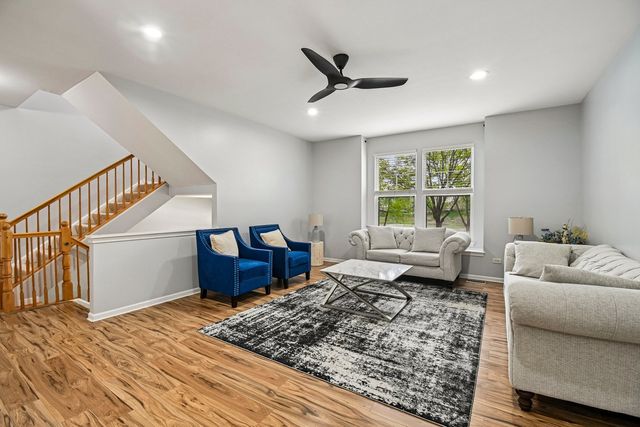 5507 Cambridge Way, Hanover Park, IL 60133