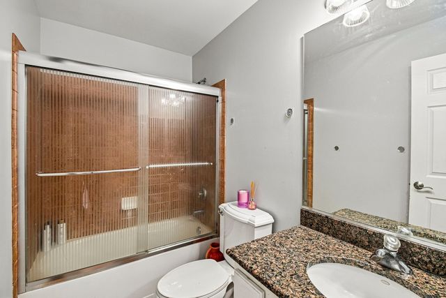 5507 Cambridge Way, Hanover Park, IL 60133