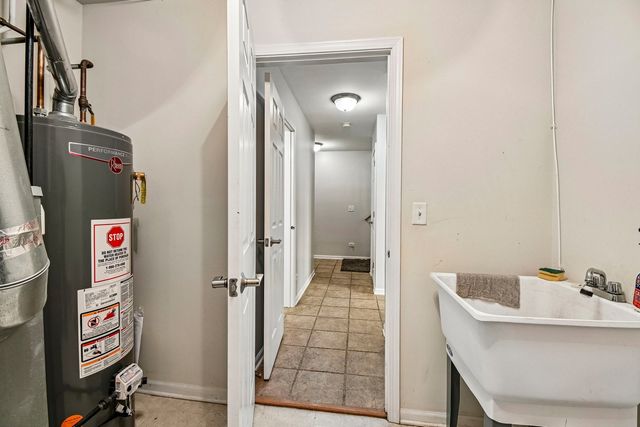 5507 Cambridge Way, Hanover Park, IL 60133