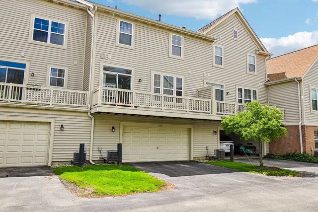5507 Cambridge Way, Hanover Park, IL 60133