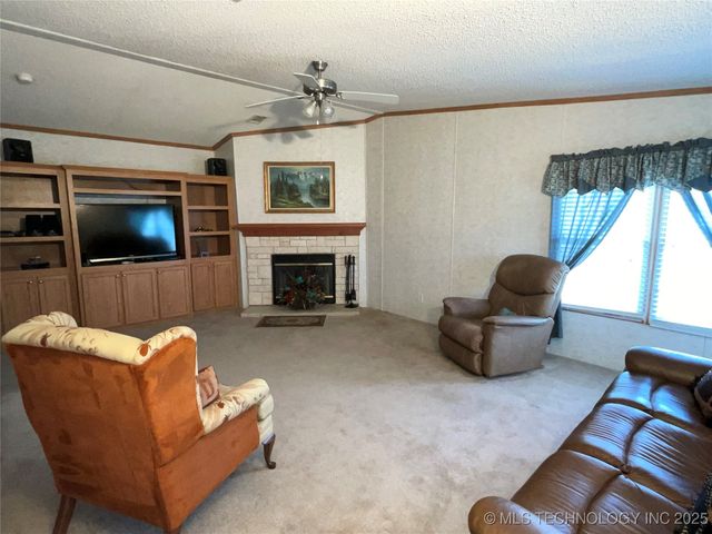 14115 Whispering Meadows, Kingston, OK 73439