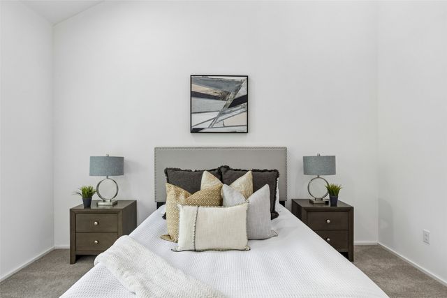 5647 Live Oak Street 101, Dallas, TX 75206