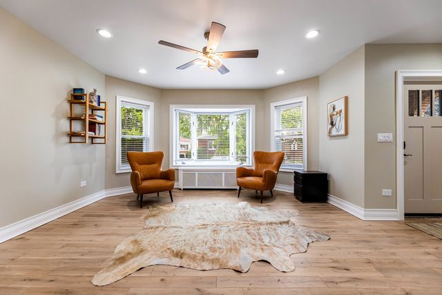 6017 S Monitor Avenue, Chicago, IL 60638