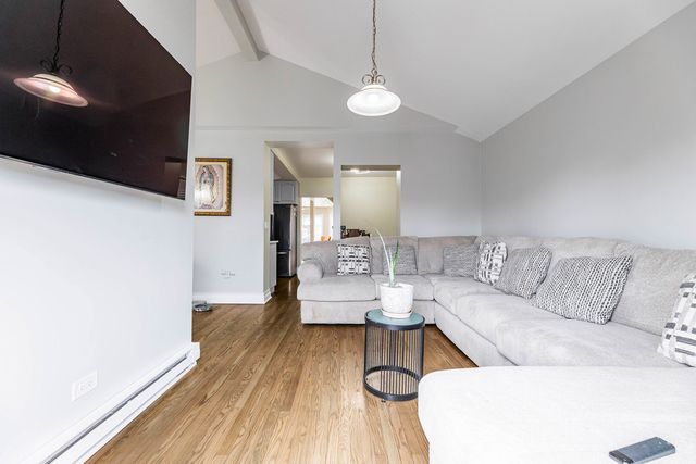 6017 S Monitor Avenue, Chicago, IL 60638