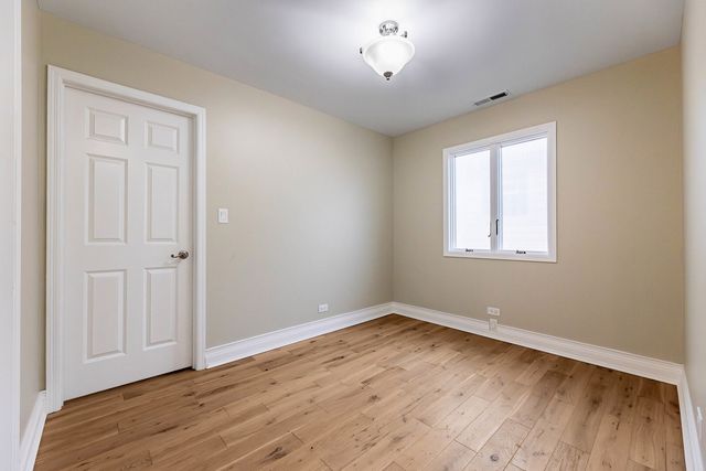 6017 S Monitor Avenue, Chicago, IL 60638
