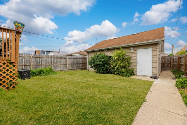 6017 S Monitor Avenue, Chicago, IL 60638