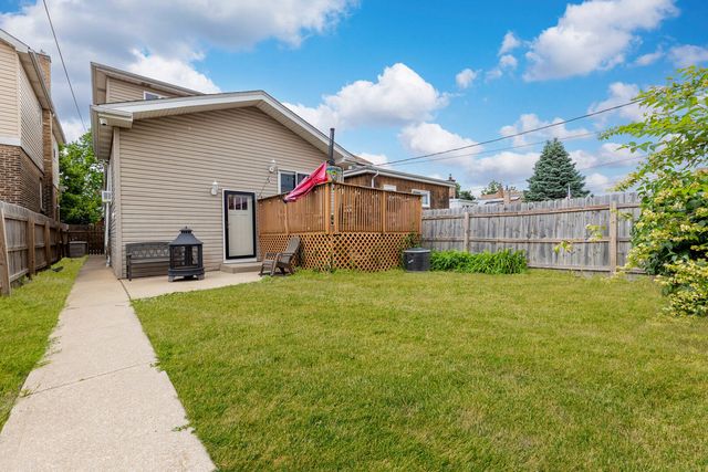 6017 S Monitor Avenue, Chicago, IL 60638