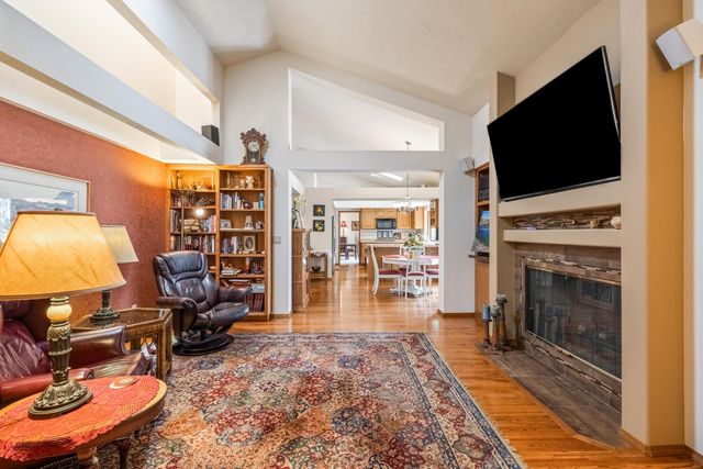 20468 Steamboat Court, Bend, OR 97702