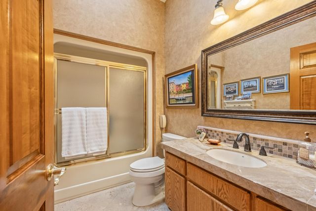 20468 Steamboat Court, Bend, OR 97702