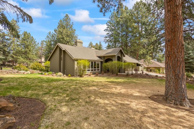 20468 Steamboat Court, Bend, OR 97702
