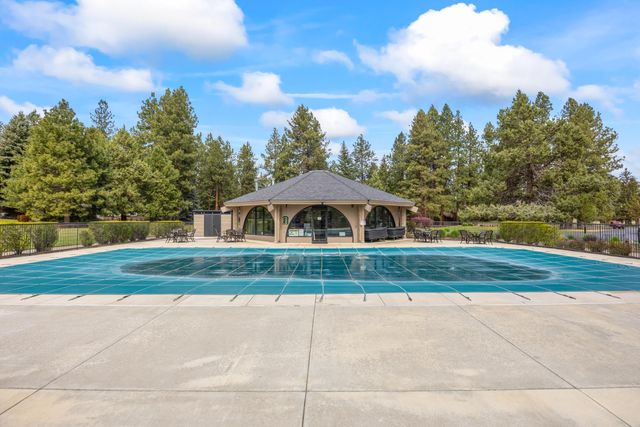 20468 Steamboat Court, Bend, OR 97702