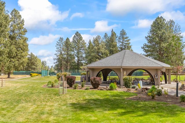 20468 Steamboat Court, Bend, OR 97702