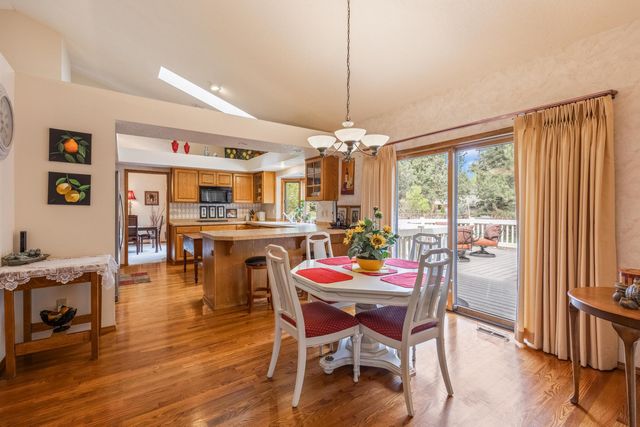 20468 Steamboat Court, Bend, OR 97702