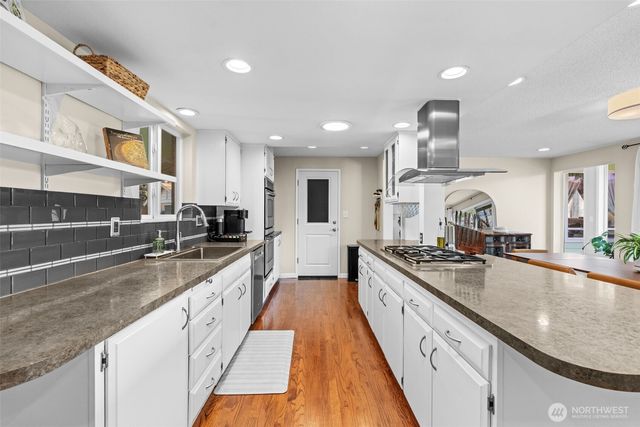 7704 45th Street Ct W, University Place, WA 98466