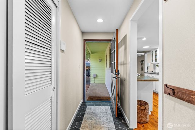 7704 45th Street Ct W, University Place, WA 98466