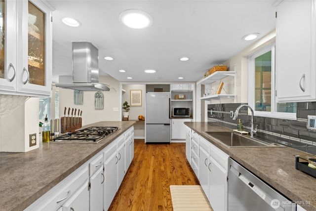 7704 45th Street Ct W, University Place, WA 98466