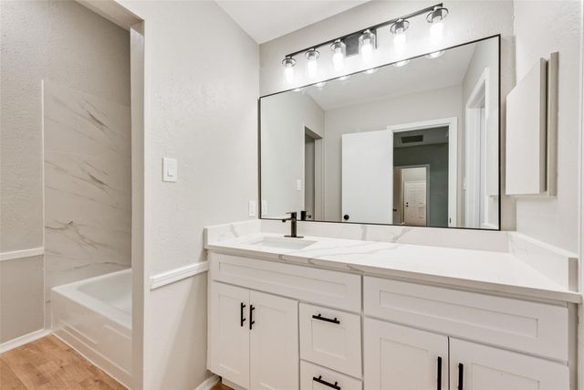 10406 High Hollows Drive 226, Dallas, TX 75230