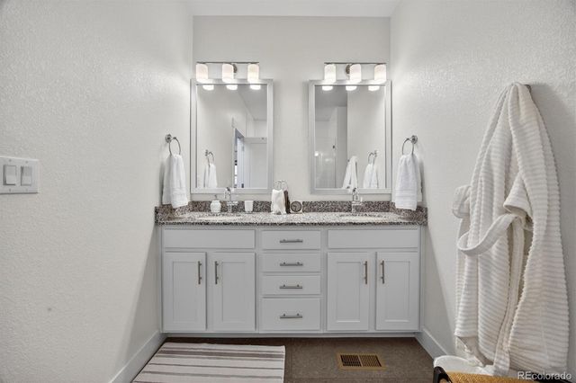 10076 E 63rd Avenue, Denver, CO 80238