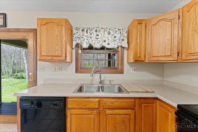4252 State Route 276, Batavia, OH 45103