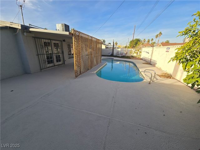 5168 Wilbur Street, Las Vegas, NV 89119