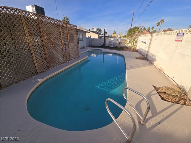 5168 Wilbur Street, Las Vegas, NV 89119