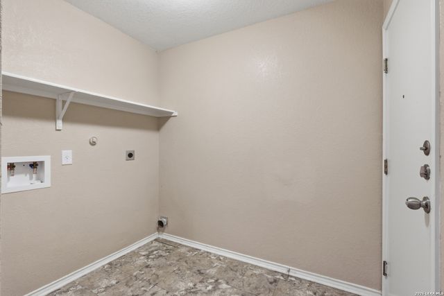 818 THREE WOOD WAY, San Antonio, TX 78221