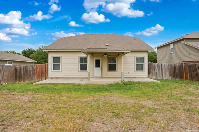 818 THREE WOOD WAY, San Antonio, TX 78221