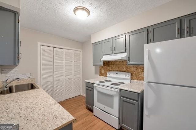 4433 Golf Vista Circle, Decatur, GA 30035