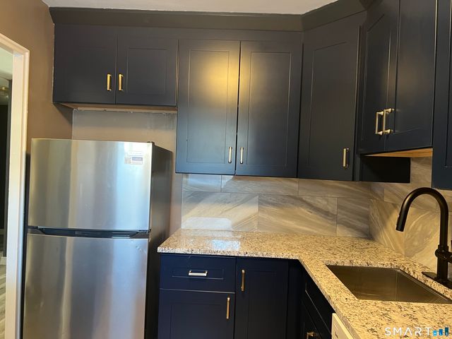 91 Strawberry Hill Avenue APT 139, Stamford, CT 06902