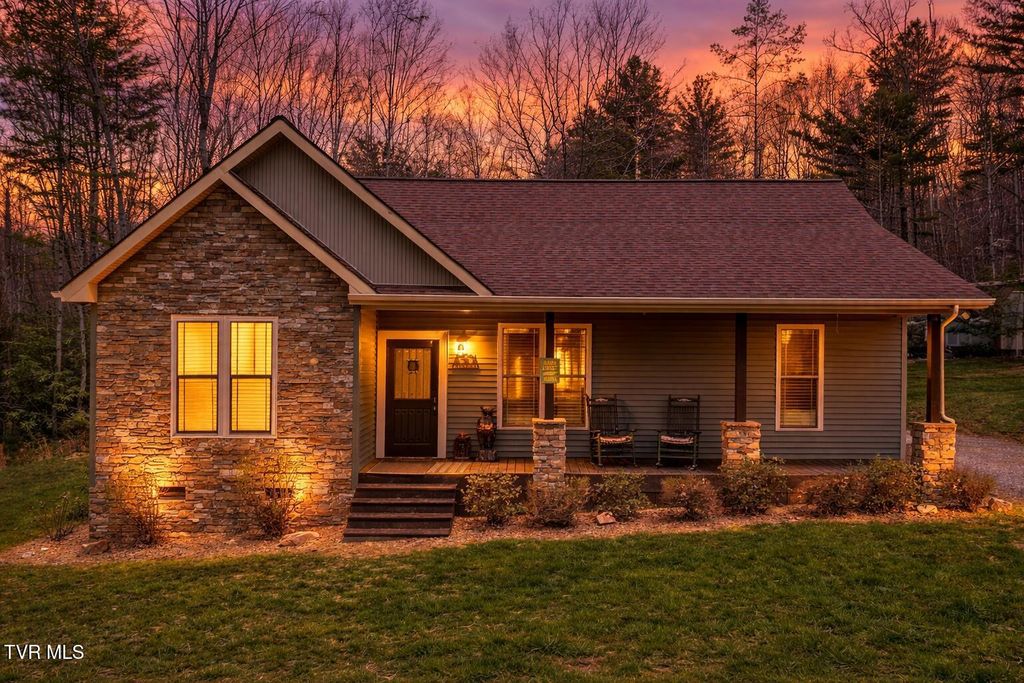 289 Myrtle Drive, Butler, TN 37640