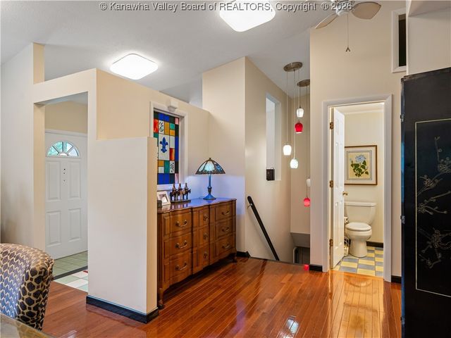 138 Woodbridge Drive, Charleston, WV 25311