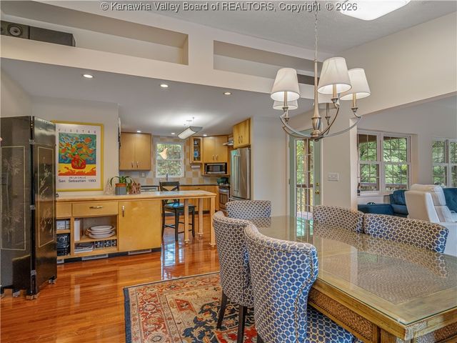 138 Woodbridge Drive, Charleston, WV 25311