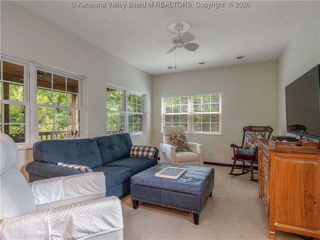 138 Woodbridge Drive, Charleston, WV 25311