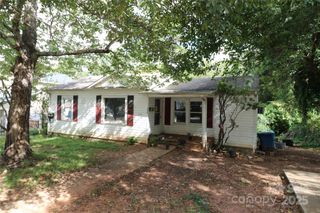 266 Carolina Avenue, Forest City, NC 28043