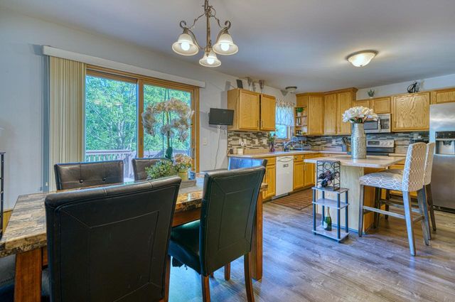 1005 Dresser AVENUE, Waukesha, WI 53188