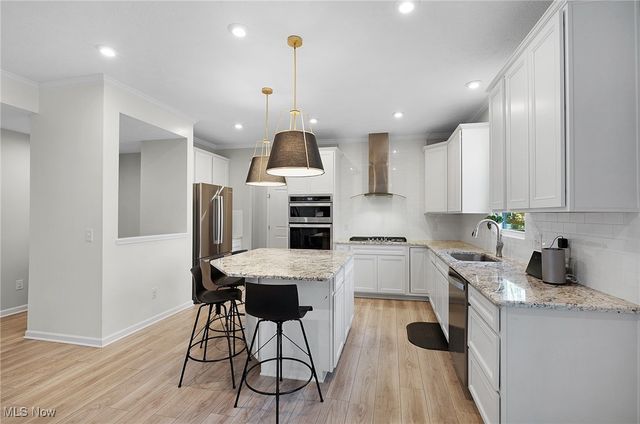 6882 Linden Lane, Independence, OH 44131