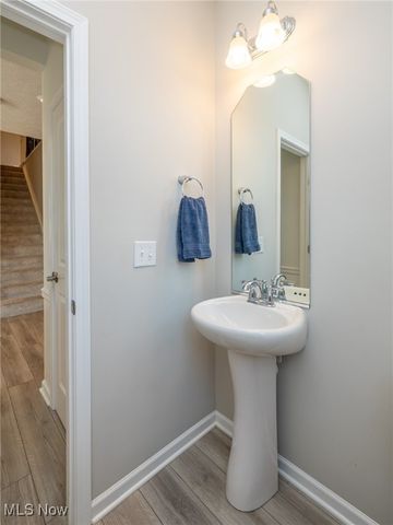 6882 Linden Lane, Independence, OH 44131