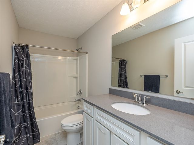 6882 Linden Lane, Independence, OH 44131