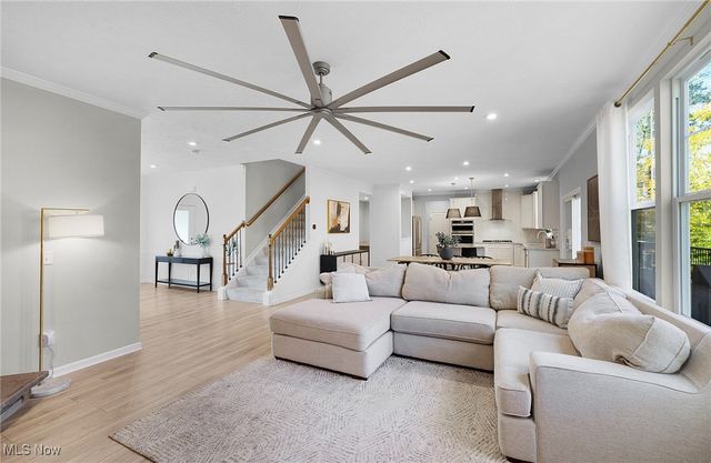 6882 Linden Lane, Independence, OH 44131